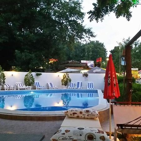 Hotel Lotos Kiten Kültér fotó