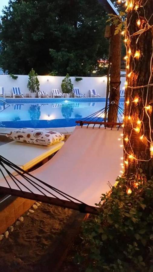 Hotel Lotos Kiten Kültér fotó